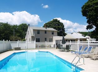117 Robert Dr, East Haven, CT 06512