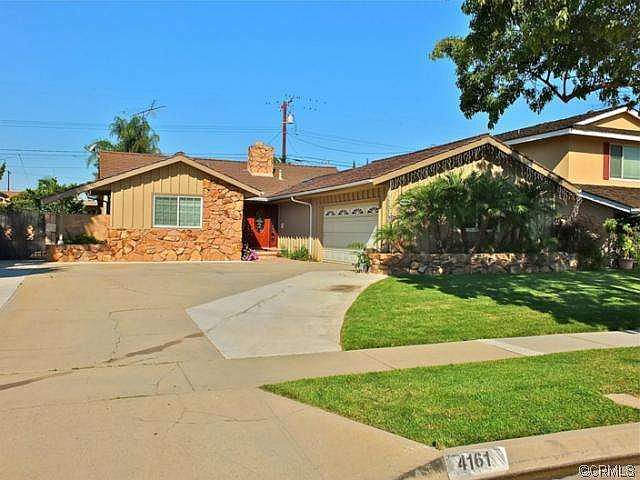 1st image of 4161 Clubhouse Dr