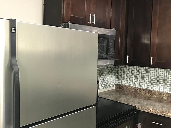 2nd image of 1956 N Green Ln N APT 2B