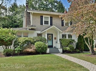 107 Maple St, Ramsey, NJ 07446