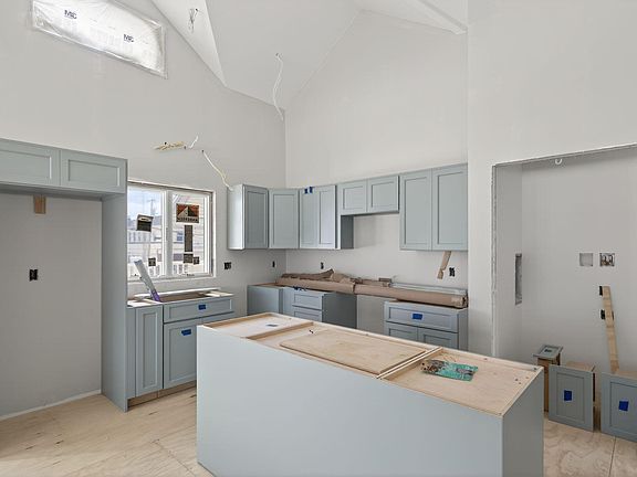 5th image of 50 Shore Road #1