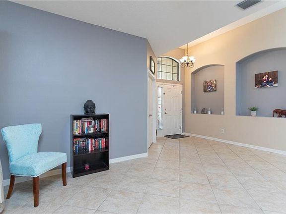 5th image of 8508 White Poplar Dr