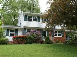 8111 Smithfield Ave, Springfield, VA 22152