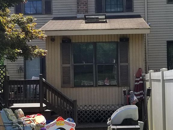 Rear of home and deck