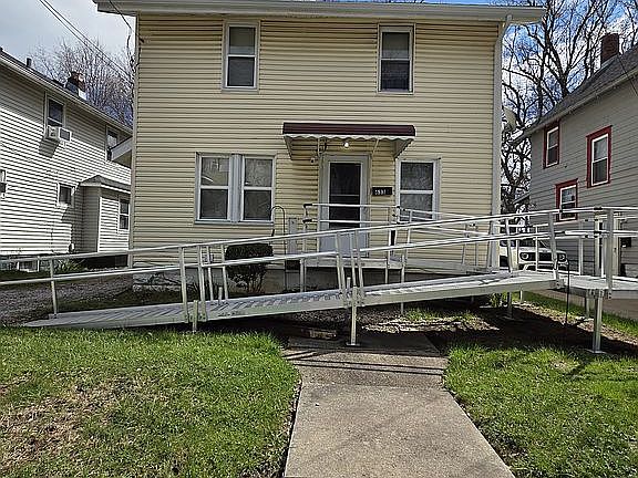 3rd image of 633 Elbon Ave