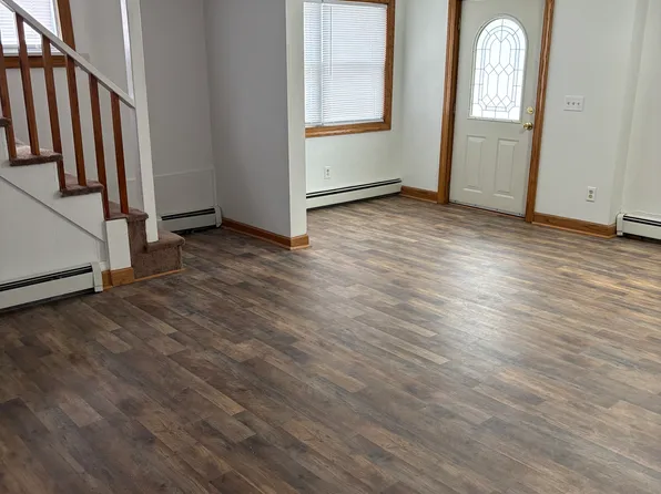 1414 Center St E, Rochester, MN 55902