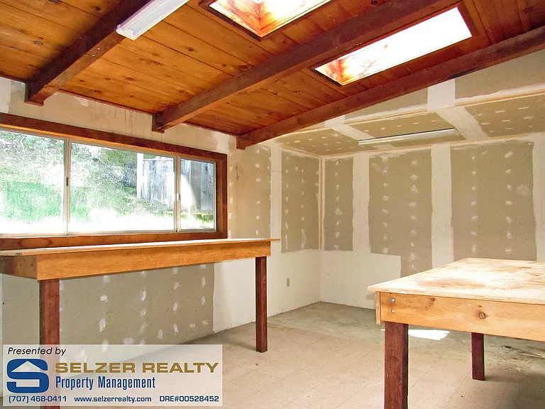 293 Toyon Rd — Photo 15