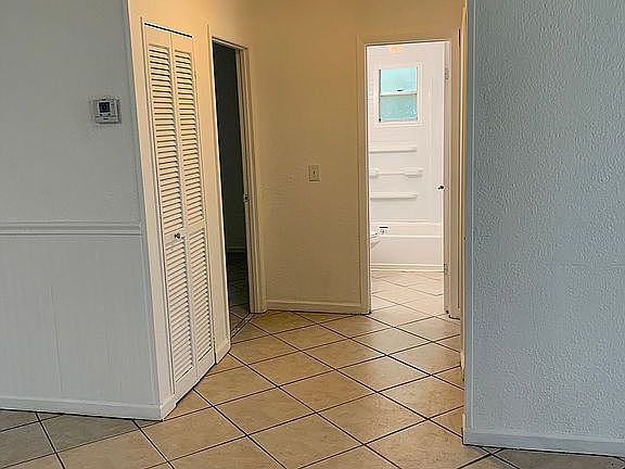4th image of 5805 Shannon Dr