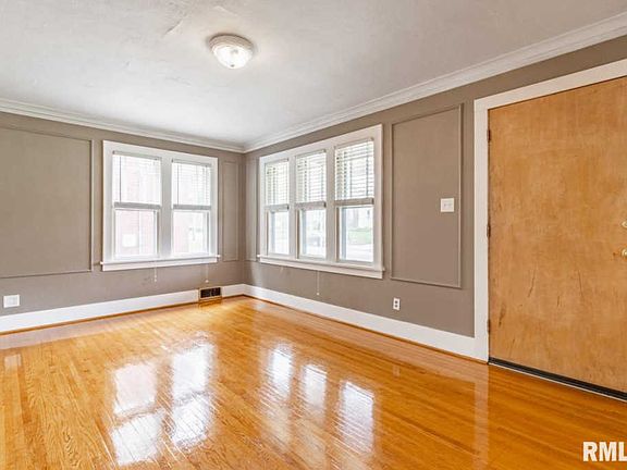 5th image of 600 W Lawndale Ave