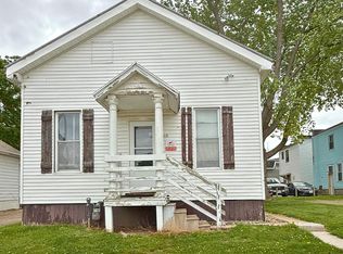 810 McKinley St, Oshkosh, WI 54901