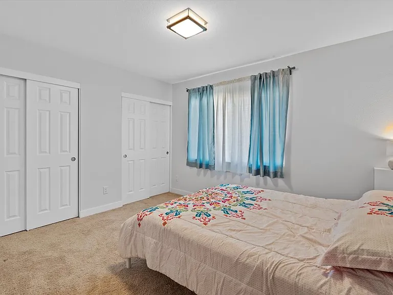 8713 E Orange Blossom Ln — Photo 18