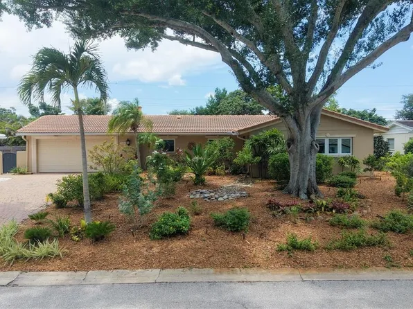 3504 Brookline Dr, Sarasota, FL 34239