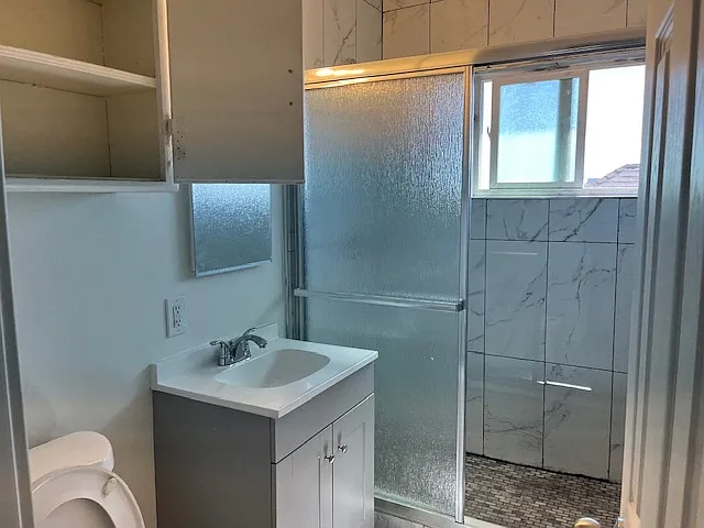 10718 Crenshaw Blvd #4 — Photo 8