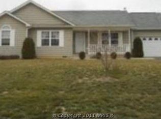 891 Ridge Rd S, Martinsburg, WV 25403