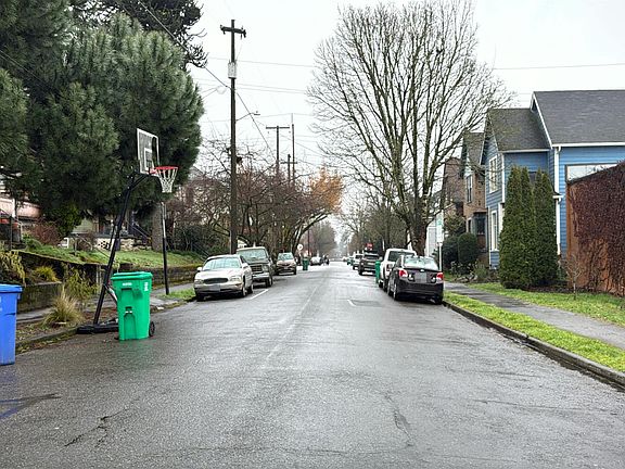 5th image of 71 NE San Rafael St