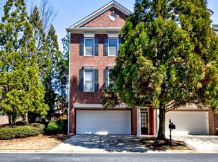 466 Vinings Estates Dr SE, Mableton, GA 30126