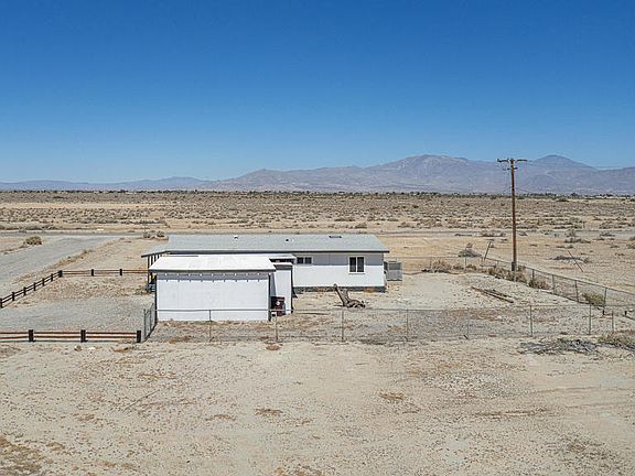 3rd image of 786 Molokai Ave