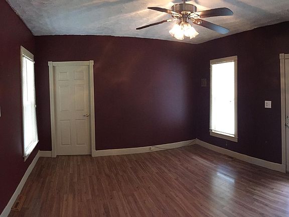 5th image of 26774 Hamilton St