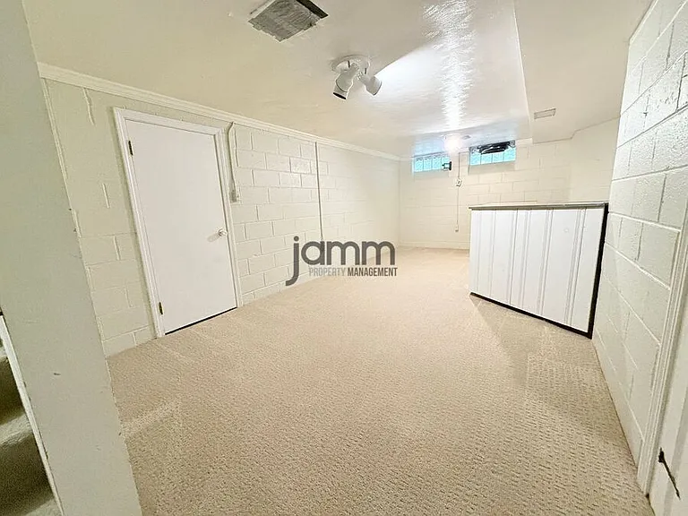 2787 Derbyshire Rd — Photo 21