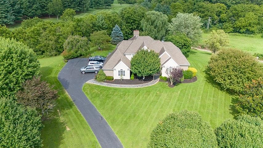 1st image of 2728 Eagle Dr