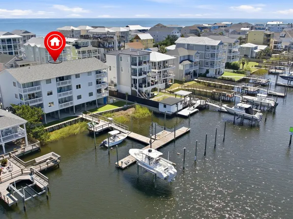 709 Canal Drive Apt 3b, Carolina Beach, NC 28428