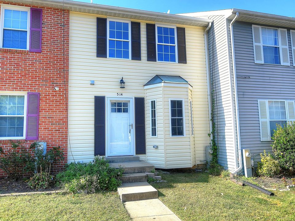 1st image of 514 Park Manor Cir Unit 40