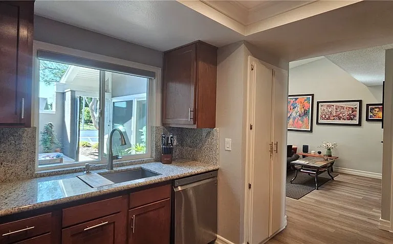 8566 Trinity Cir #817D — Photo 7