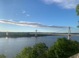 101 Haviland Rd #202, Highland, NY 12528