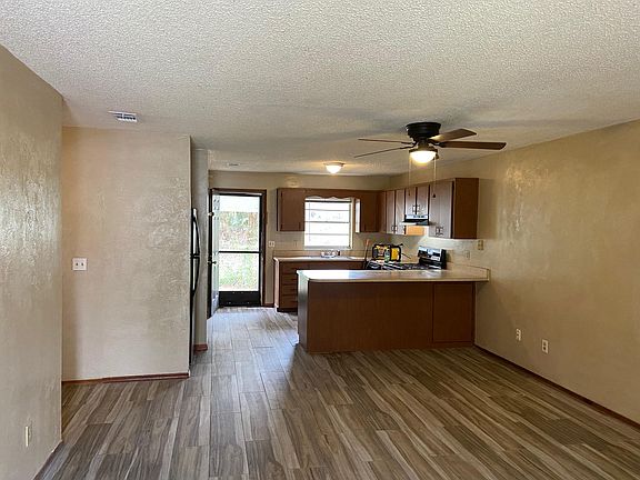 3rd image of 2316 Fern Palm Dr