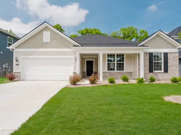 6474 Ambassador Dr, Plainfield, IN 46168