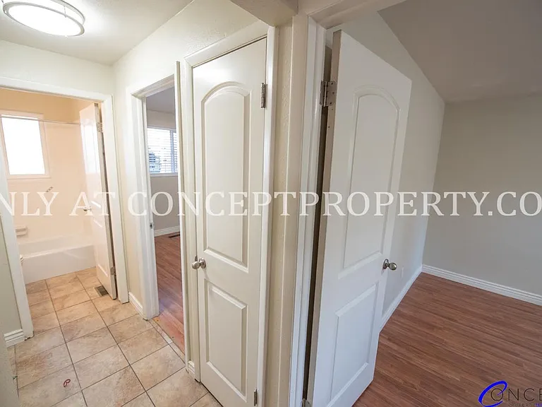 100 S Orchard Dr — Photo 42