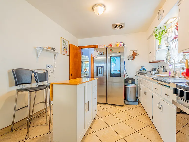 3536 S 61st Ct — Photo 17