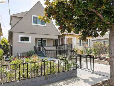715 Apgar St, Oakland, CA, 94609