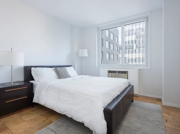 230 West 55th Street image 1 of 10