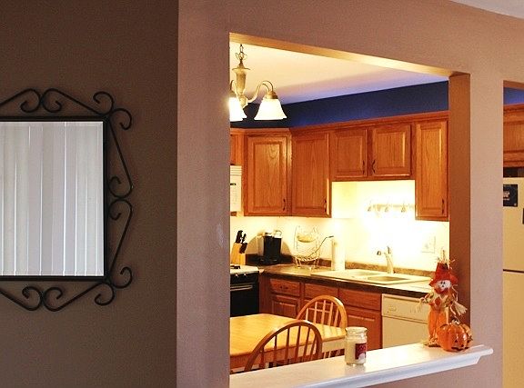 4th image of 5315 Waterbury Dr APT 605
