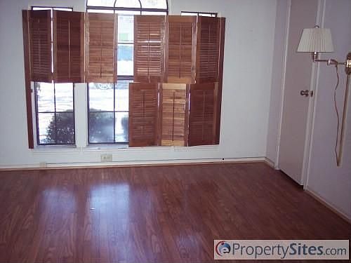 5th image of 721 Lemons St