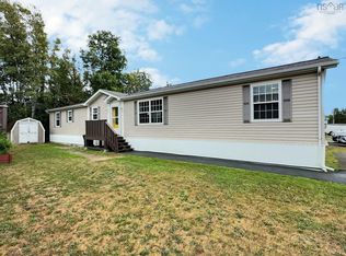 25 Pinehurst St, Amherst, NS B4H 4X5