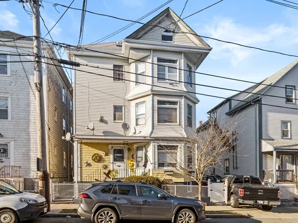 63 Deane St, New Bedford, MA 02746