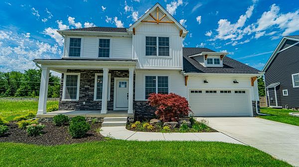 Aria - 2 Story