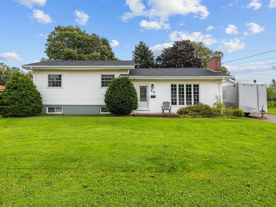 1st image of 32 Darby Dr