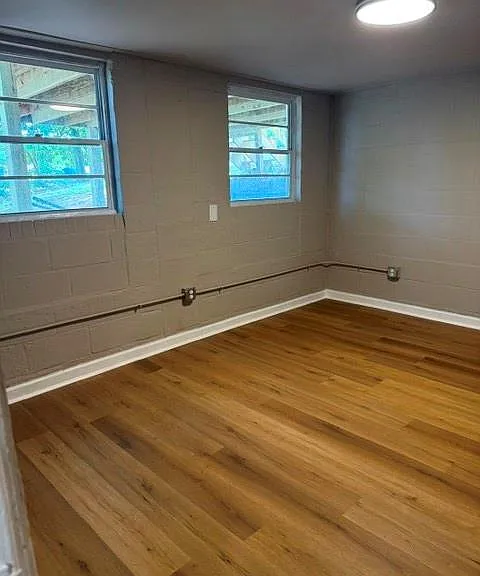 920 Cardinal Dr — Photo 23