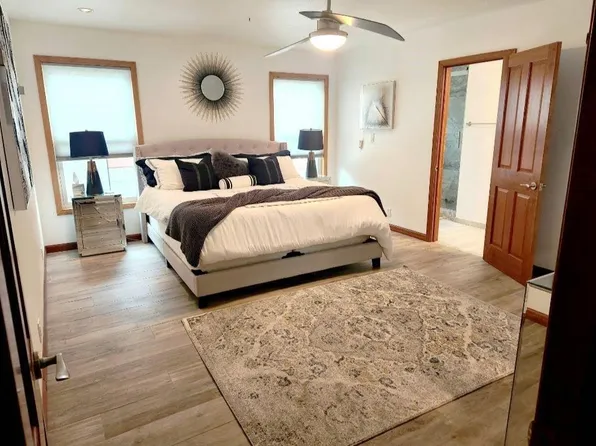 (undisclosed Address), San Diego, CA 92106