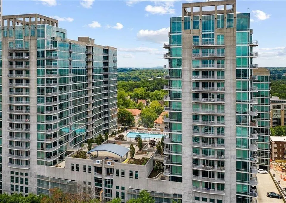 943 Peachtree St NE #707