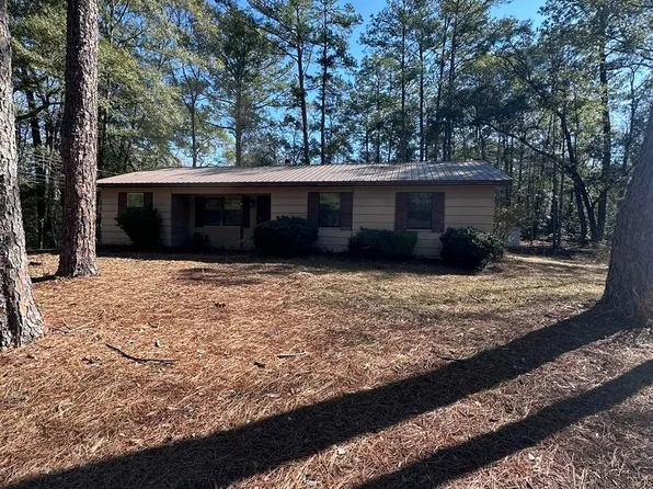 222 Myrtle St, Daleville, AL 36322