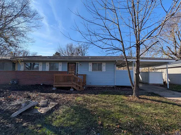 6945 SW Montara Pkwy, Topeka, KS 66619