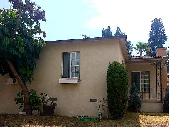 3rd image of 2309 Hathaway Ave