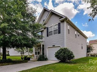 12103 Royal Castle Ct, Charlotte, NC 28277