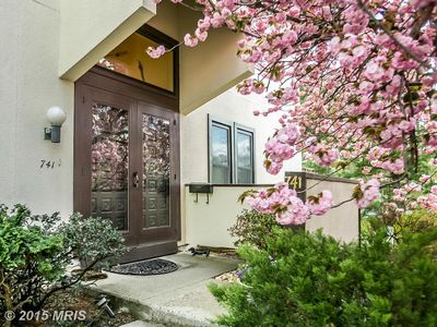 741 Stoney Spring Dr, Baltimore, MD, 21210