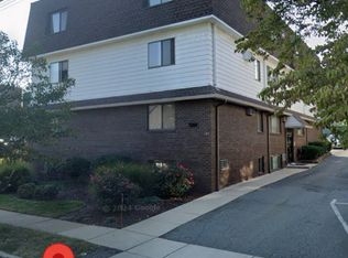 40 Feronia Way APT 2C, Rutherford, NJ 07070