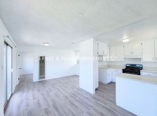 908 Dawson Ave, Long Beach, CA 90804